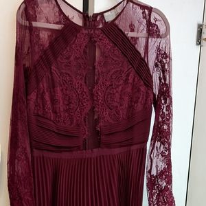 Lace bodice long sleeve maxi dress